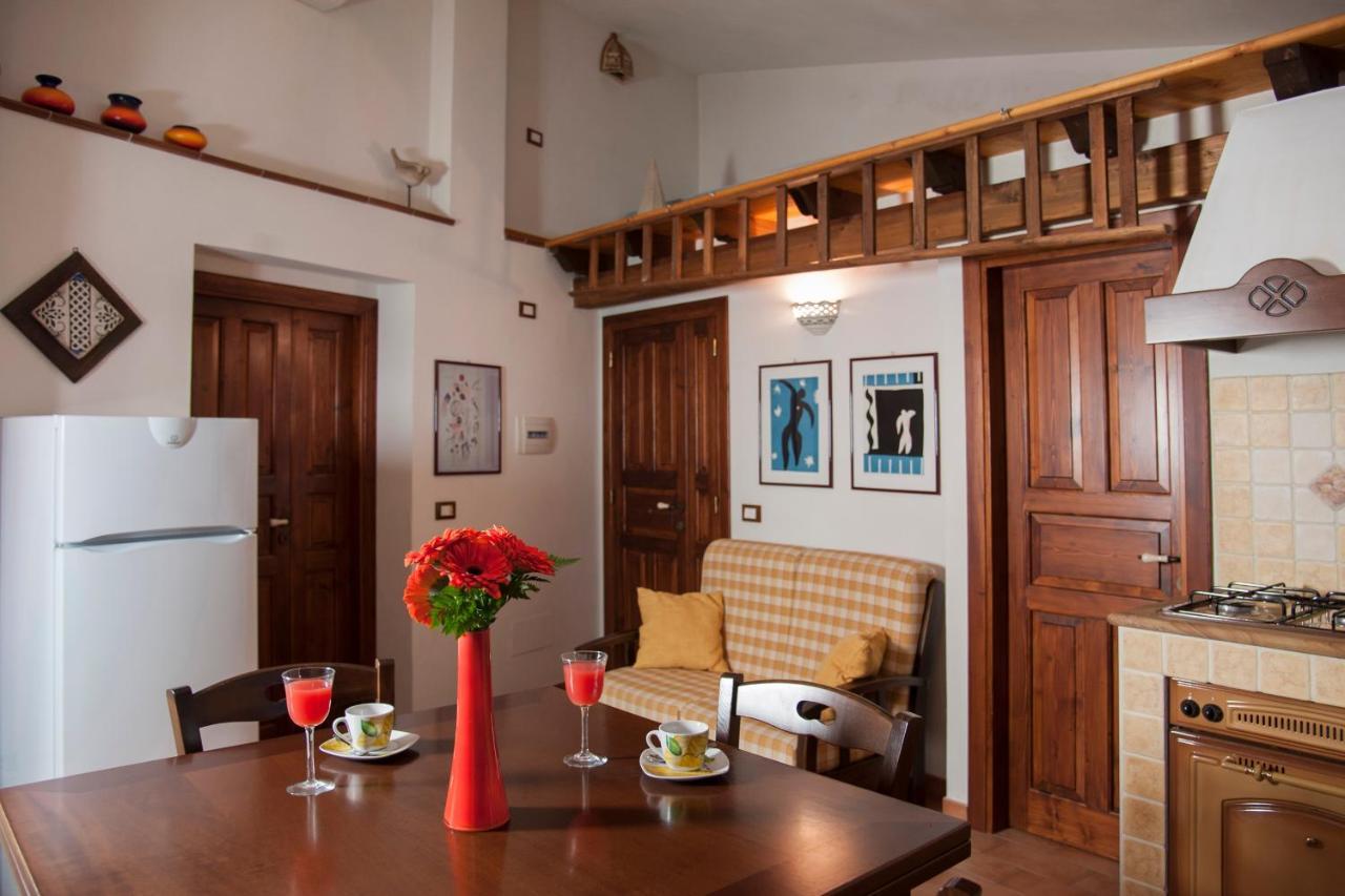 Mirose'S Holiday Home Castelbuono  Zewnętrze zdjęcie